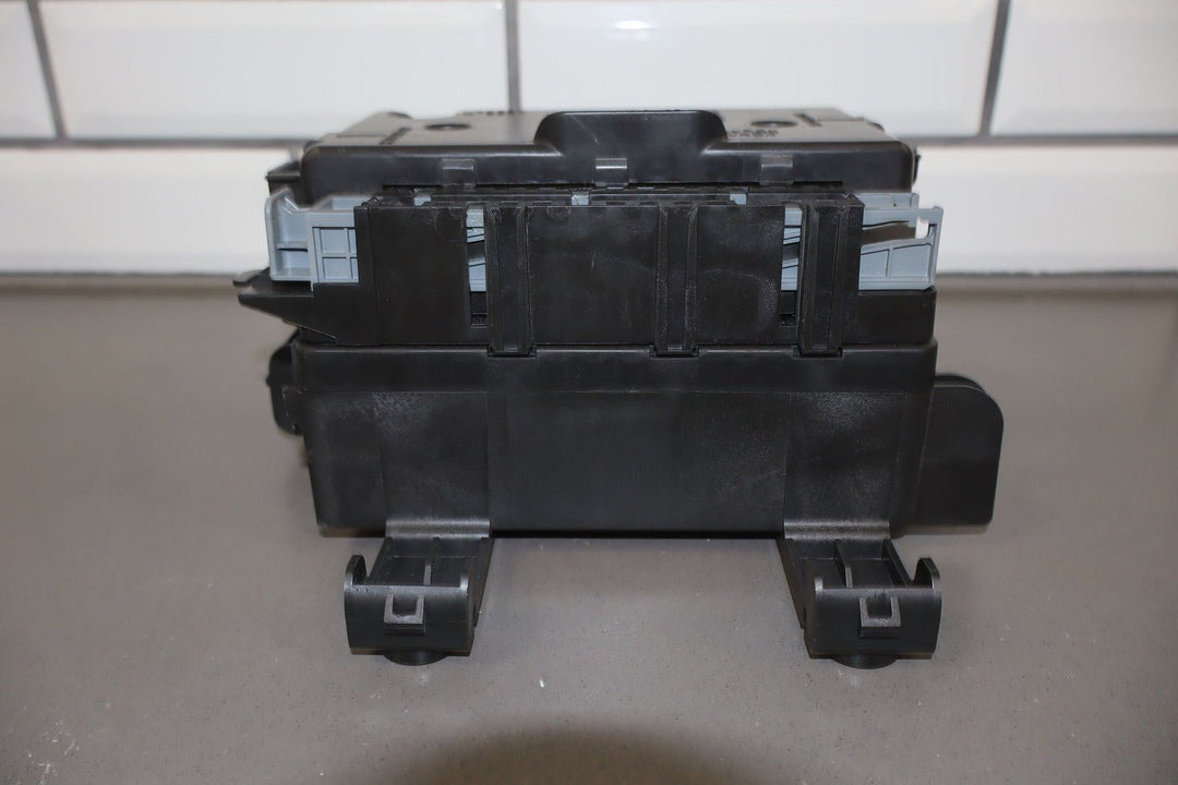 2004 Chevrolet SSR Cabin Fuse Box