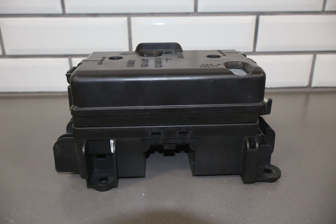 2004 Chevrolet SSR Cabin Fuse Box