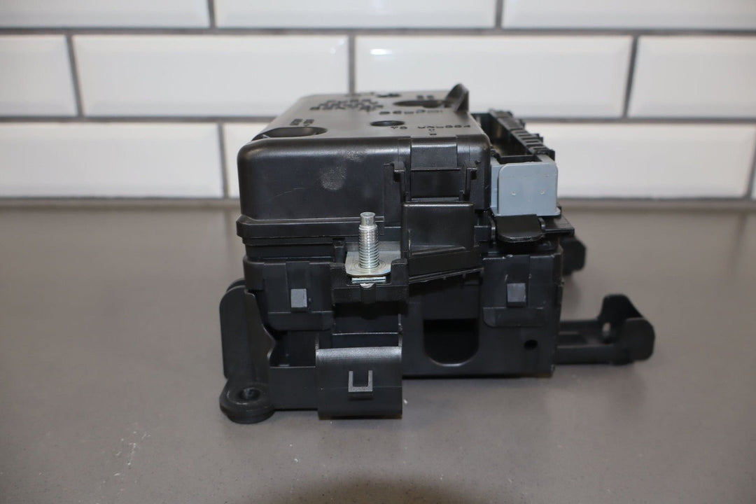 2004 Chevrolet SSR Cabin Fuse Box