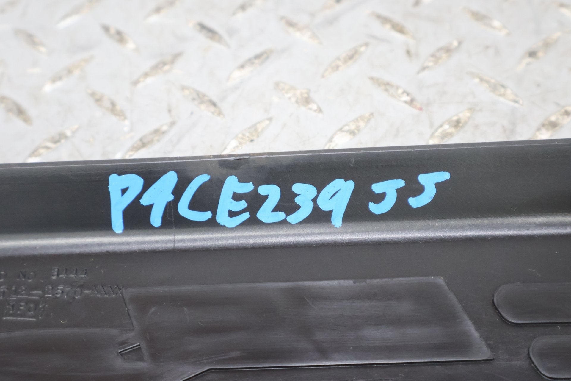 2004 Chevrolet SSR- Sill Plates