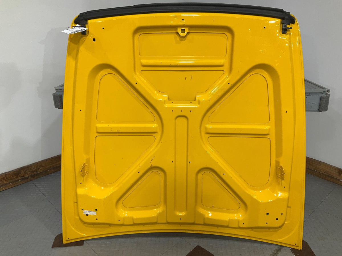 2004 Chevrolet SSR- Tonneau Cover