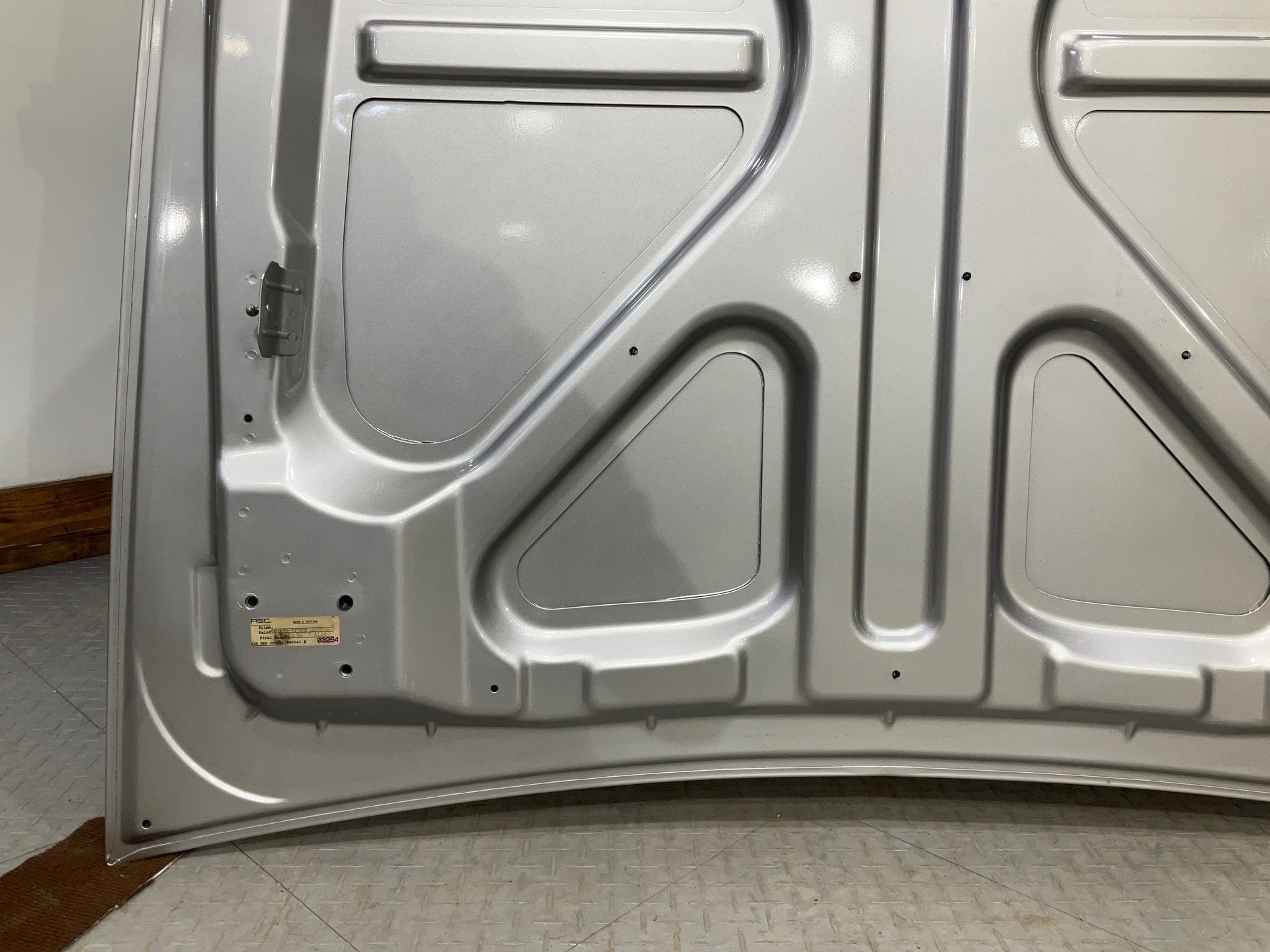2004 Chevrolet SSR- Tonneau Cover