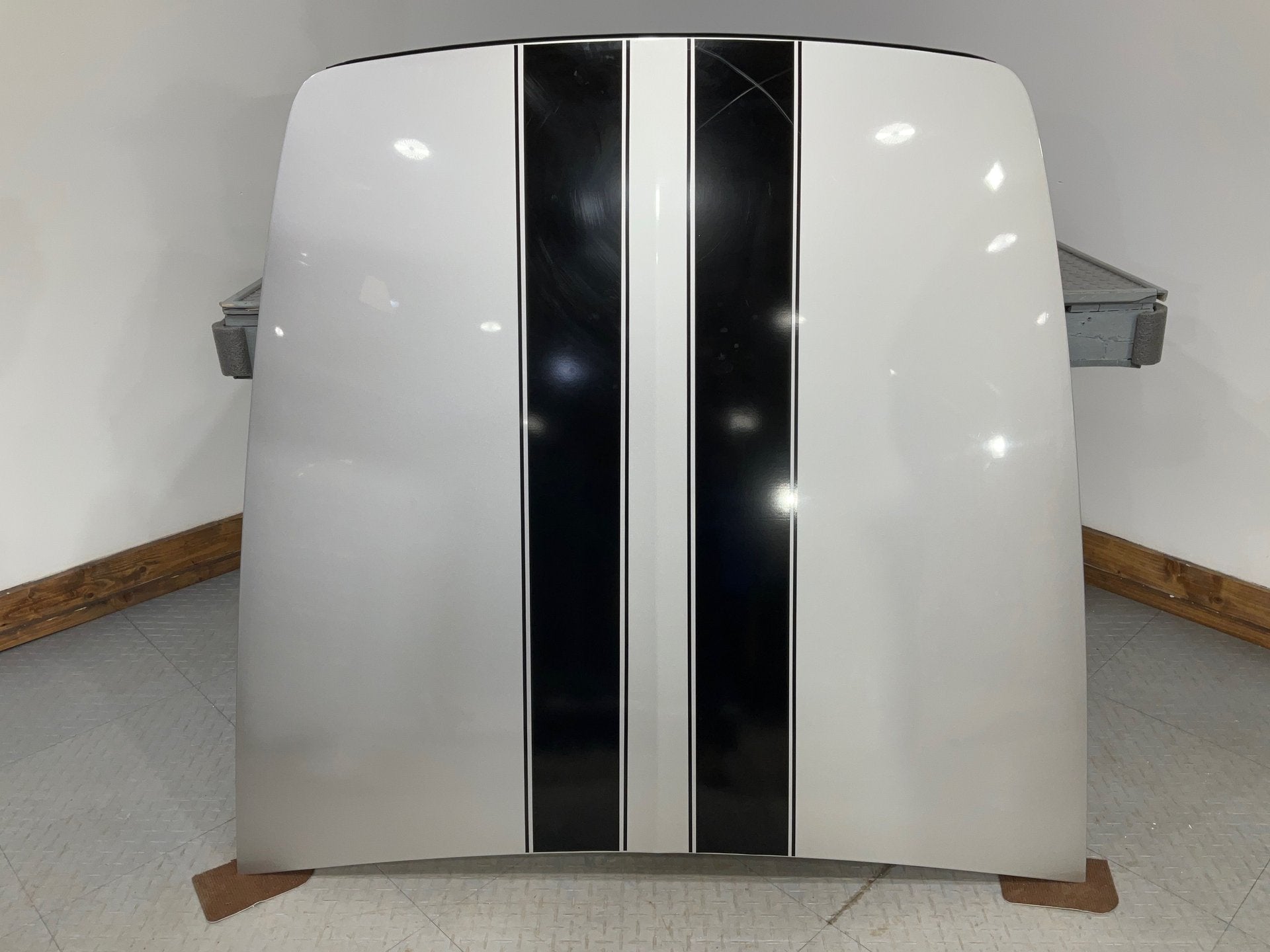 2004 Chevrolet SSR- Tonneau Cover