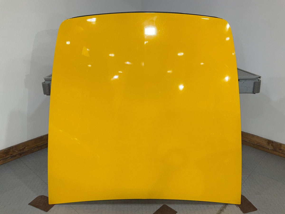 2004 Chevrolet SSR- Tonneau Cover