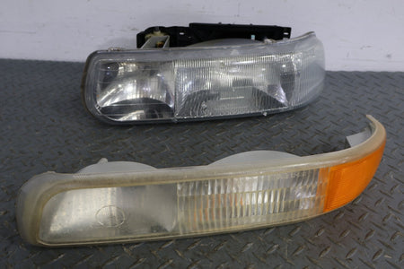 2004 Chevrolet Tahoe- HEADLAMP ASSEMBLY