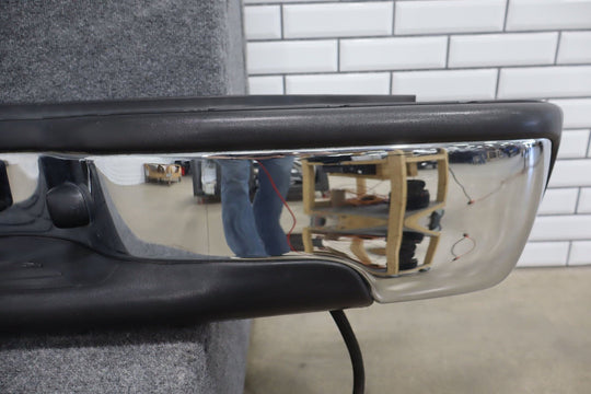 2004 Chevrolet Tahoe Rear Bumper White 50U