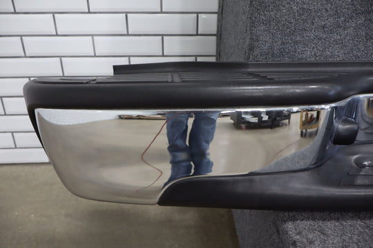 2004 Chevrolet Tahoe Rear Bumper White 50U