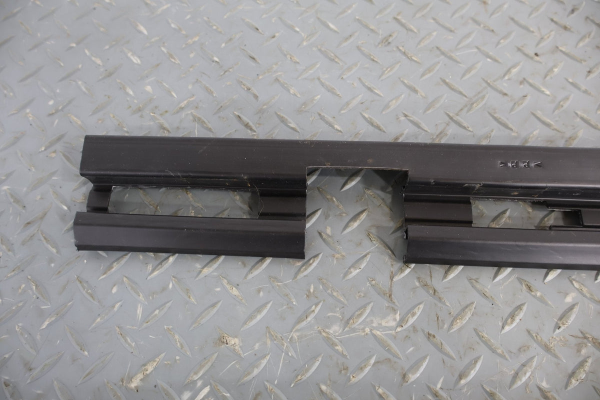 2004 Chevrolet Tahoe- Set x4- Sill Plates