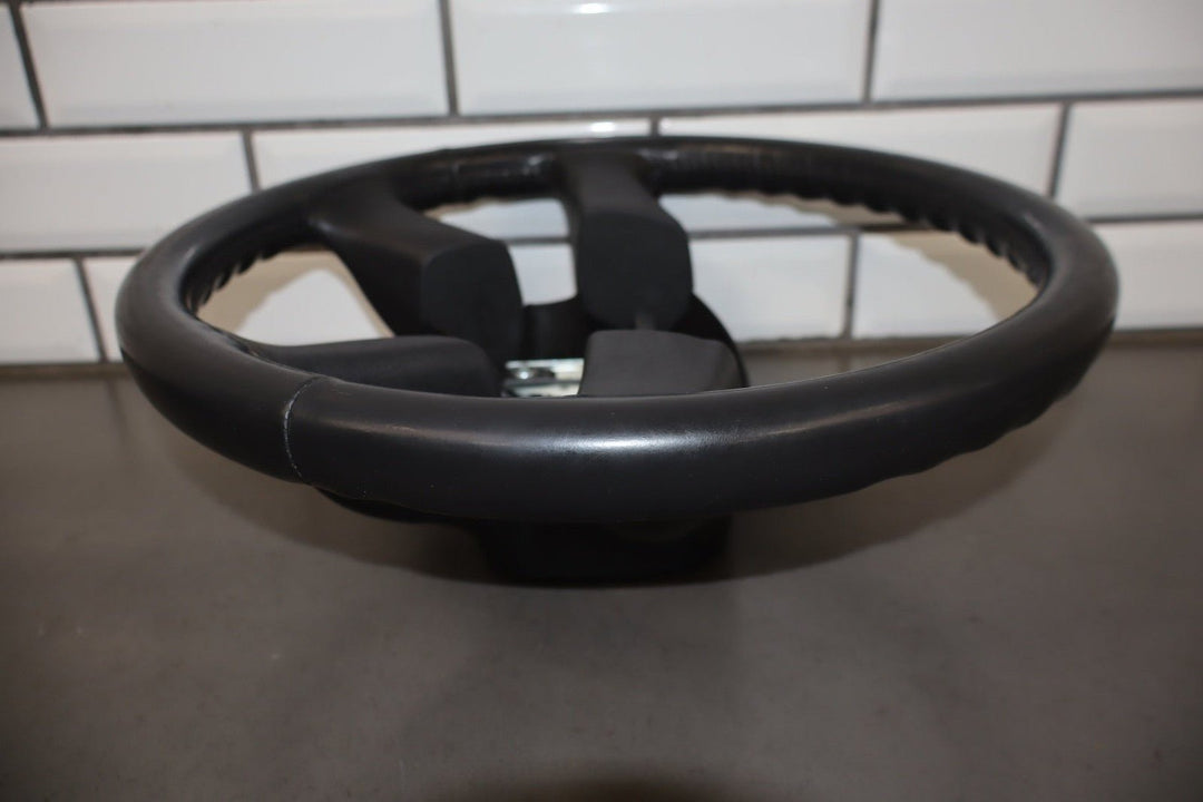2004 Chevrolet Tahoe Steering Wheel OEM