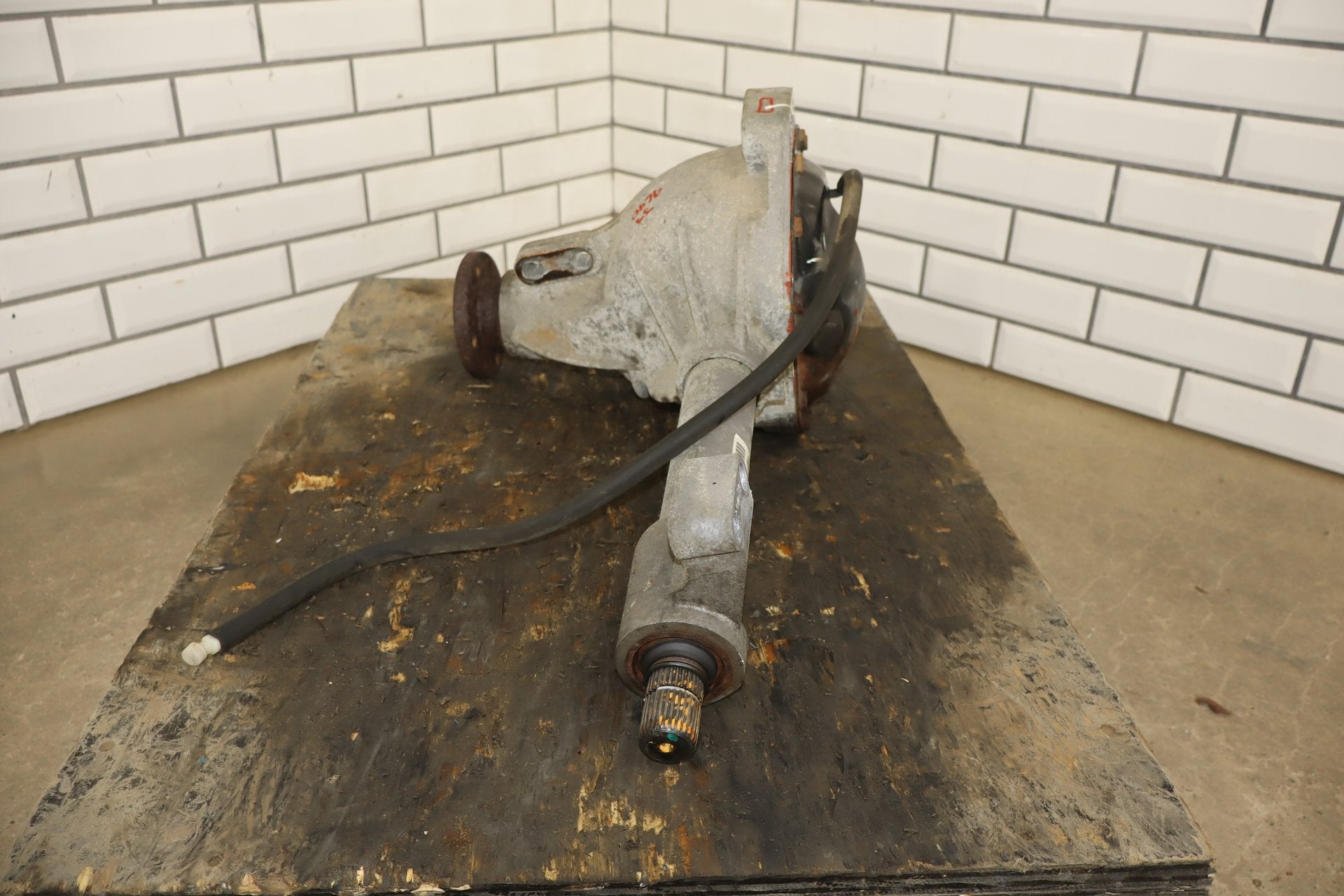 2004 Dodge Dakota 4WD Front Differential Assembly 3.55 Low Mileage