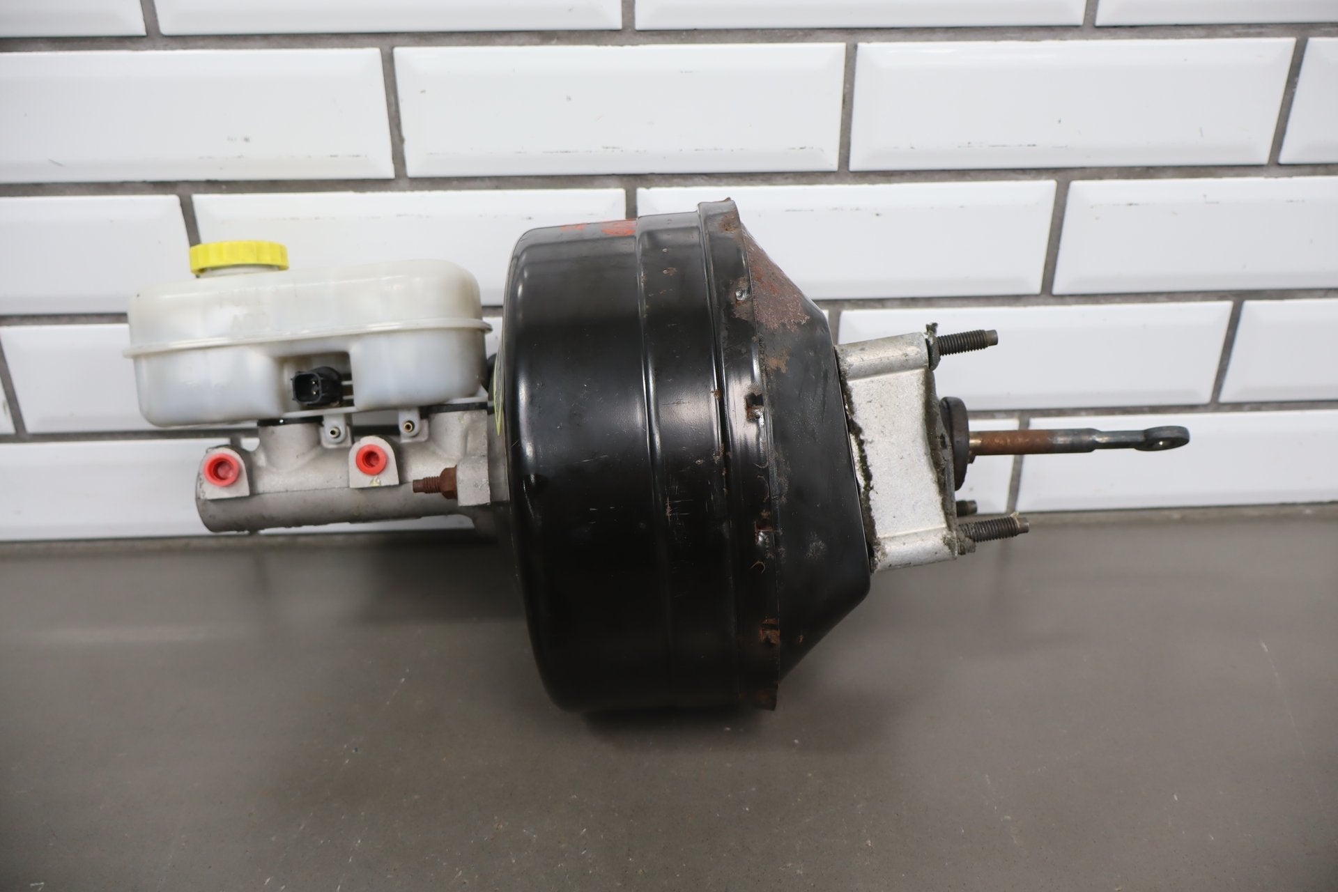 2004 Dodge Dakota Power Brake Booster with Master Cylinder OEM