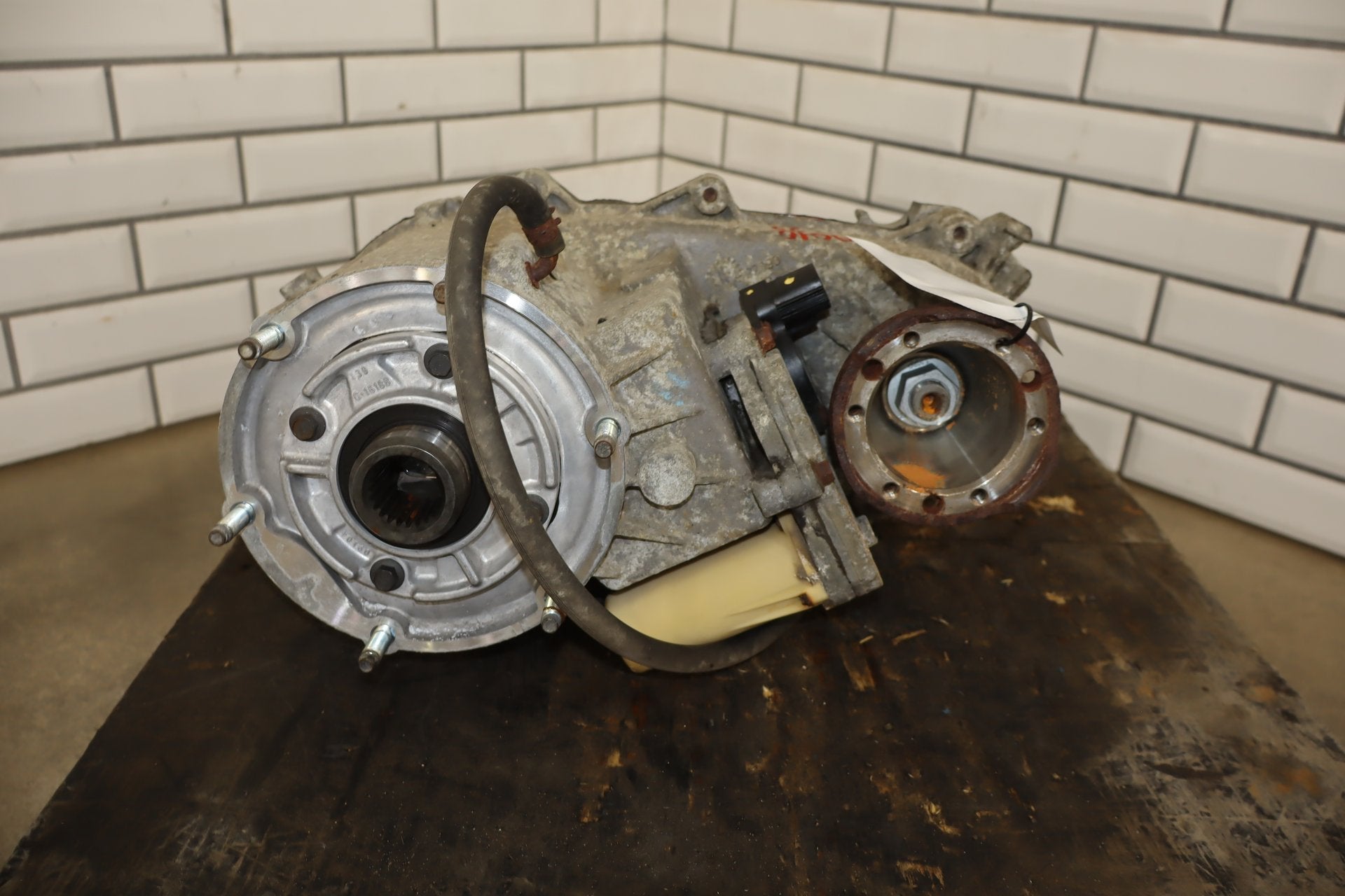 2004 Dodge Dakota Transfer Case OEM Low Mileage 4x4
