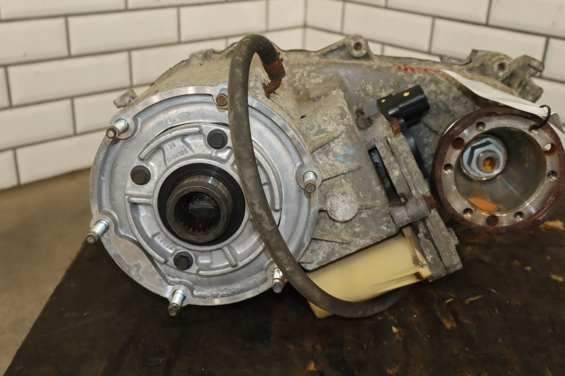 2004 Dodge Dakota Transfer Case OEM Low Mileage 4x4
