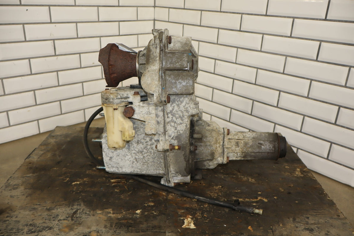 2004 Dodge Dakota Transfer Case OEM Low Mileage 4x4