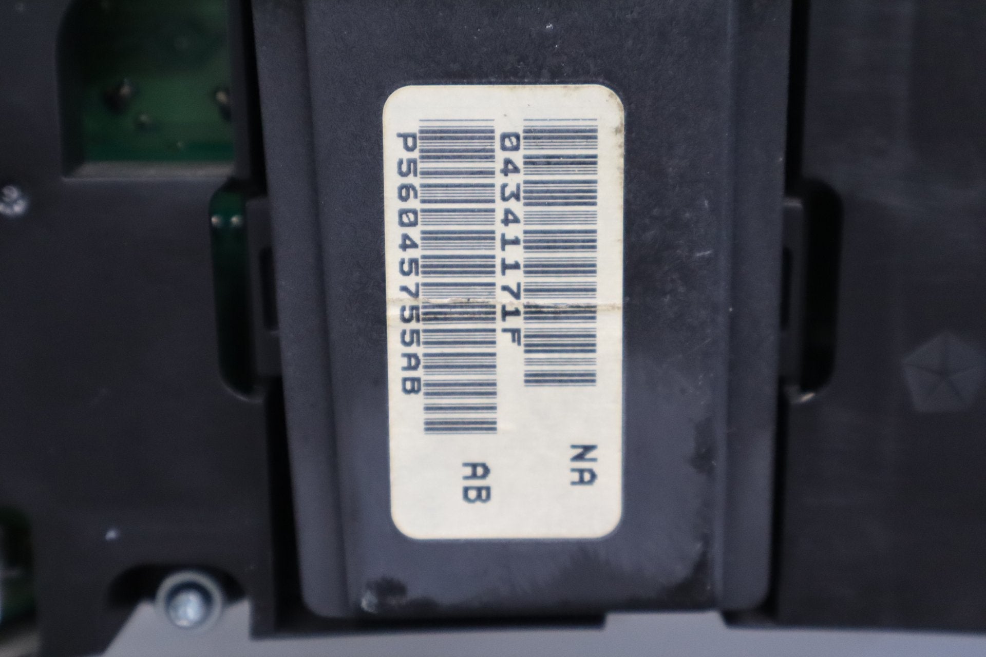 2004 Dodge Ram 1500 Speedometer Cluster 5.7L Hemi 123807 Miles