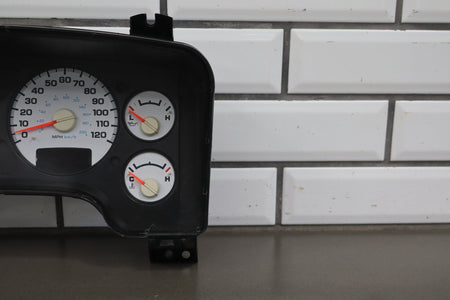 2004 Dodge Ram 1500 Speedometer Cluster 5.7L Hemi 123807 Miles