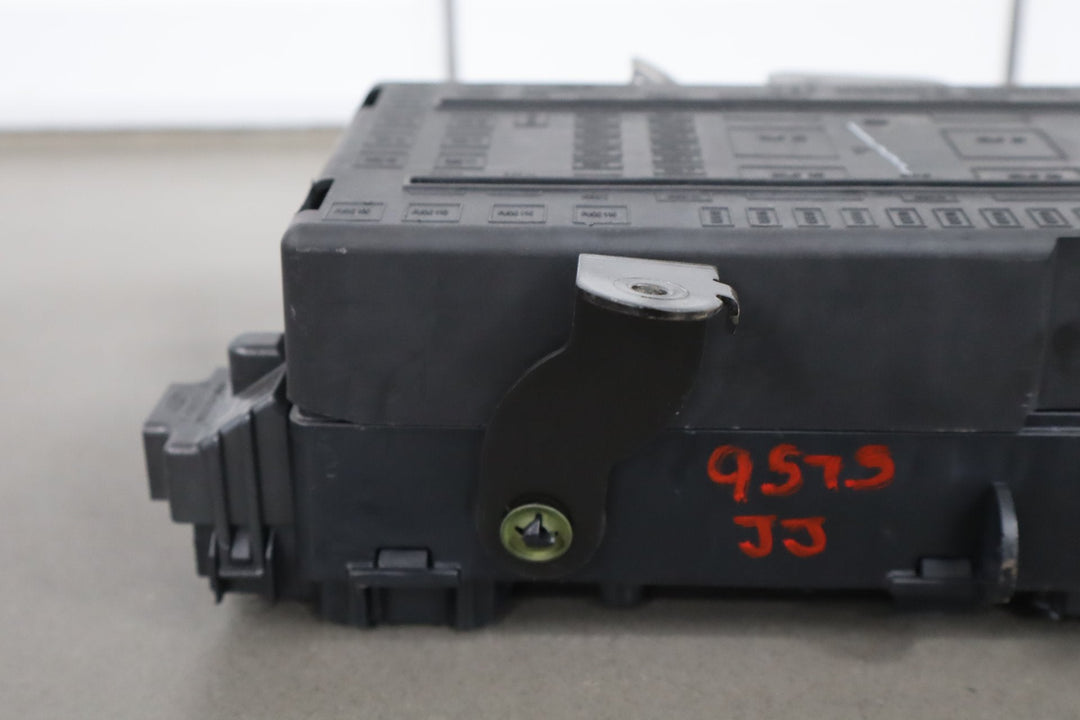 2004 Ford F - 250 Super Duty Harley - Davidson Edition 6 Diesel Cabin Fuse Box