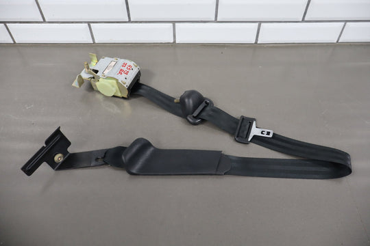2004 Ford F - 250 Super Duty Harley - Davidson Edition Right Rear Seat belt Black 1B