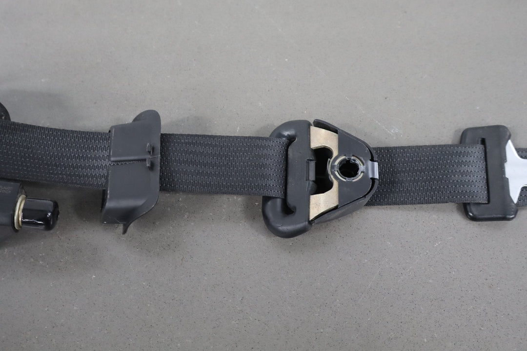 2004 Ford F - 250 Super Duty Harley - Davidson Right Front Seat Belt Black 1B