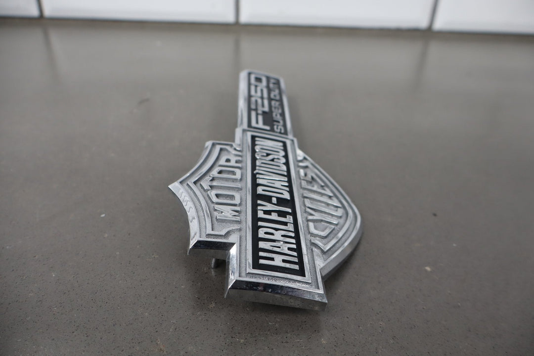 2004 Ford F - 250 Super Duty Hatch Emblem