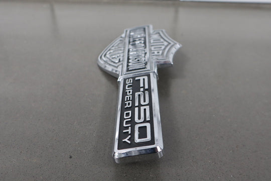 2004 Ford F - 250 Super Duty Hatch Emblem