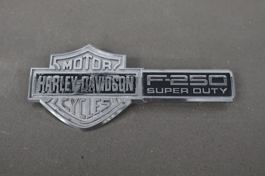 2004 Ford F - 250 Super Duty Hatch Emblem