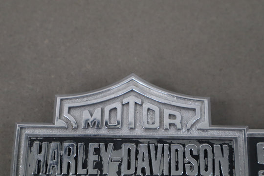 2004 Ford F - 250 Super Duty Hatch Emblem