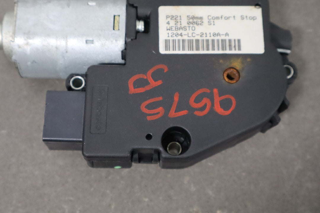 2004 Ford F - 250 Super Duty Sun Roof Motor OEM