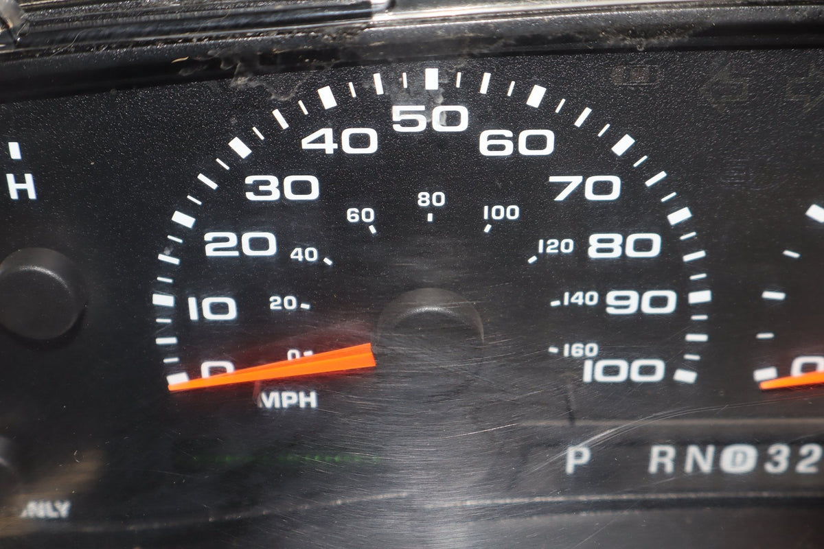 2004 Ford F-250 Super Duty XLT Lariat Speedometer 208K Diesel 6.0 Powerstroke