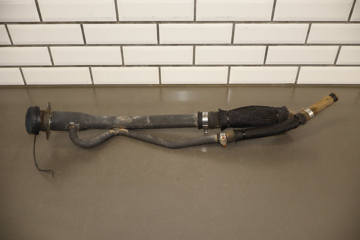 2004 Ford F-350 Super Duty Fuel Filler Neck OEM Diesel 6.0 Powerstroke