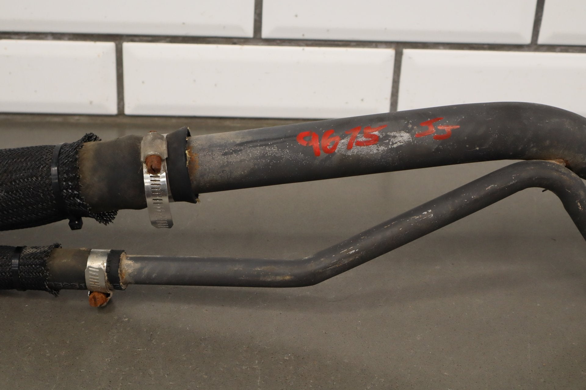 2004 Ford F-350 Super Duty Fuel Filler Neck OEM Diesel 6.0 Powerstroke