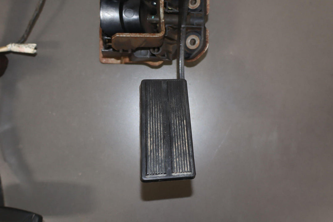 2004 Ford F250 F350 6.0 Powerstroke Adjustable Throttle/Accelerator Pedal OEM