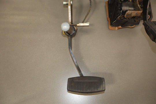 2004 Ford F250 F350 6.0 Powerstroke Adjustable Throttle/Accelerator Pedal OEM