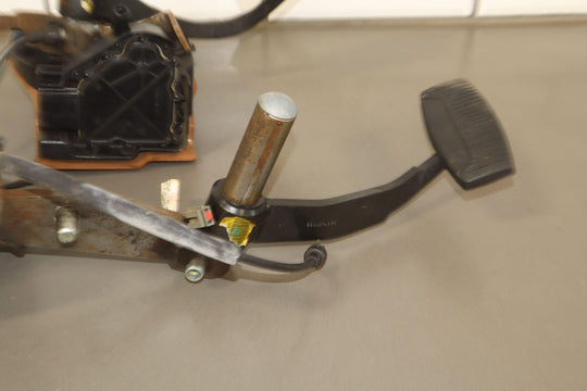 2004 Ford F250 F350 6.0 Powerstroke Adjustable Throttle/Accelerator Pedal OEM