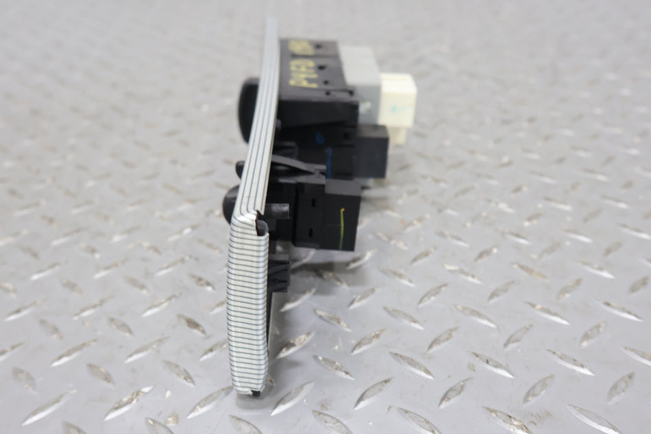 2004 Ford Thunderbird- Headlight Switch
