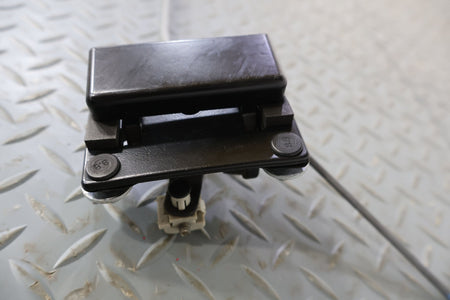 2004 GMC Savana 1500- Right Rear Door Latch