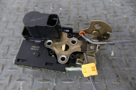 2004 GMC Savana 1500- Right Rear Door Latch