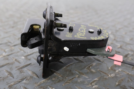 2004 GMC Savana 1500- Right Rear Door Latch