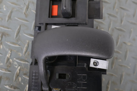 2004 GMC Savana 1500- Right Rear Door Latch