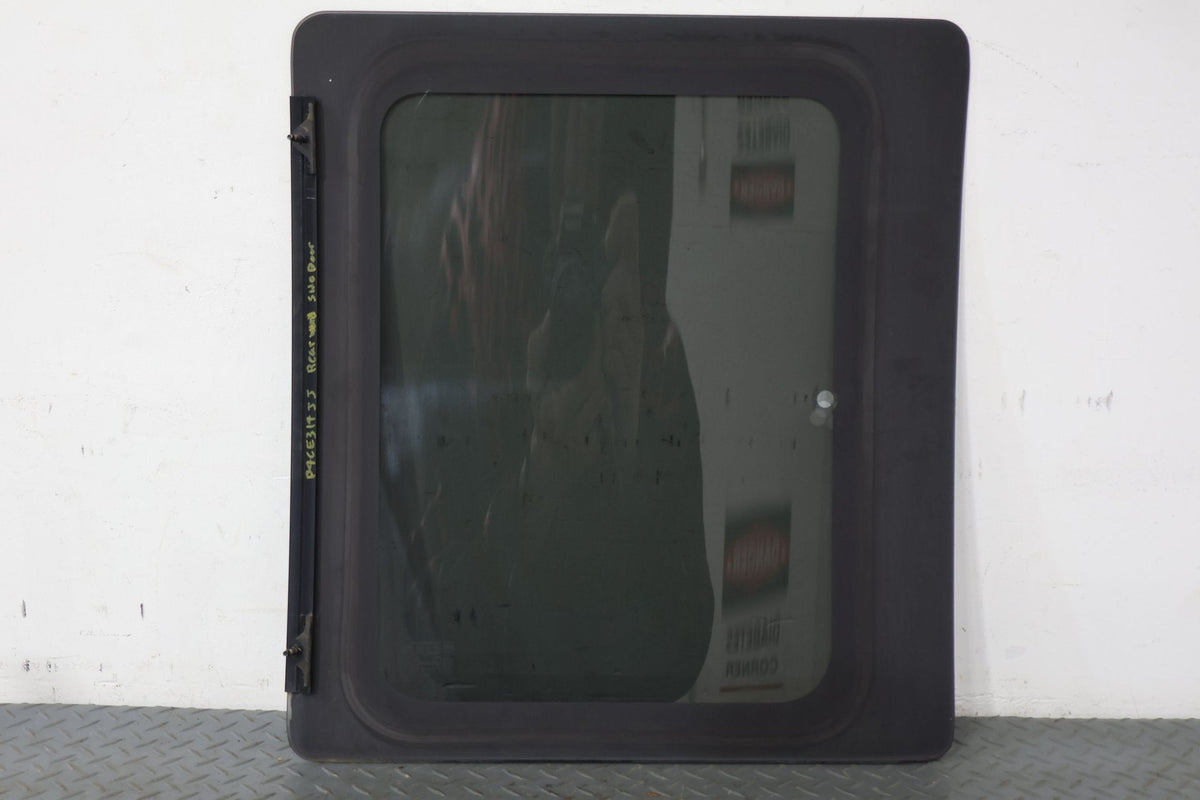 2004 GMC Savana 1500- Right Rear Door Window