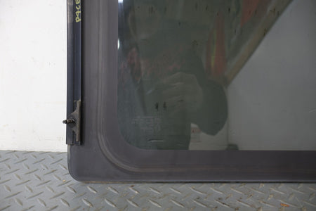 2004 GMC Savana 1500- Right Rear Door Window