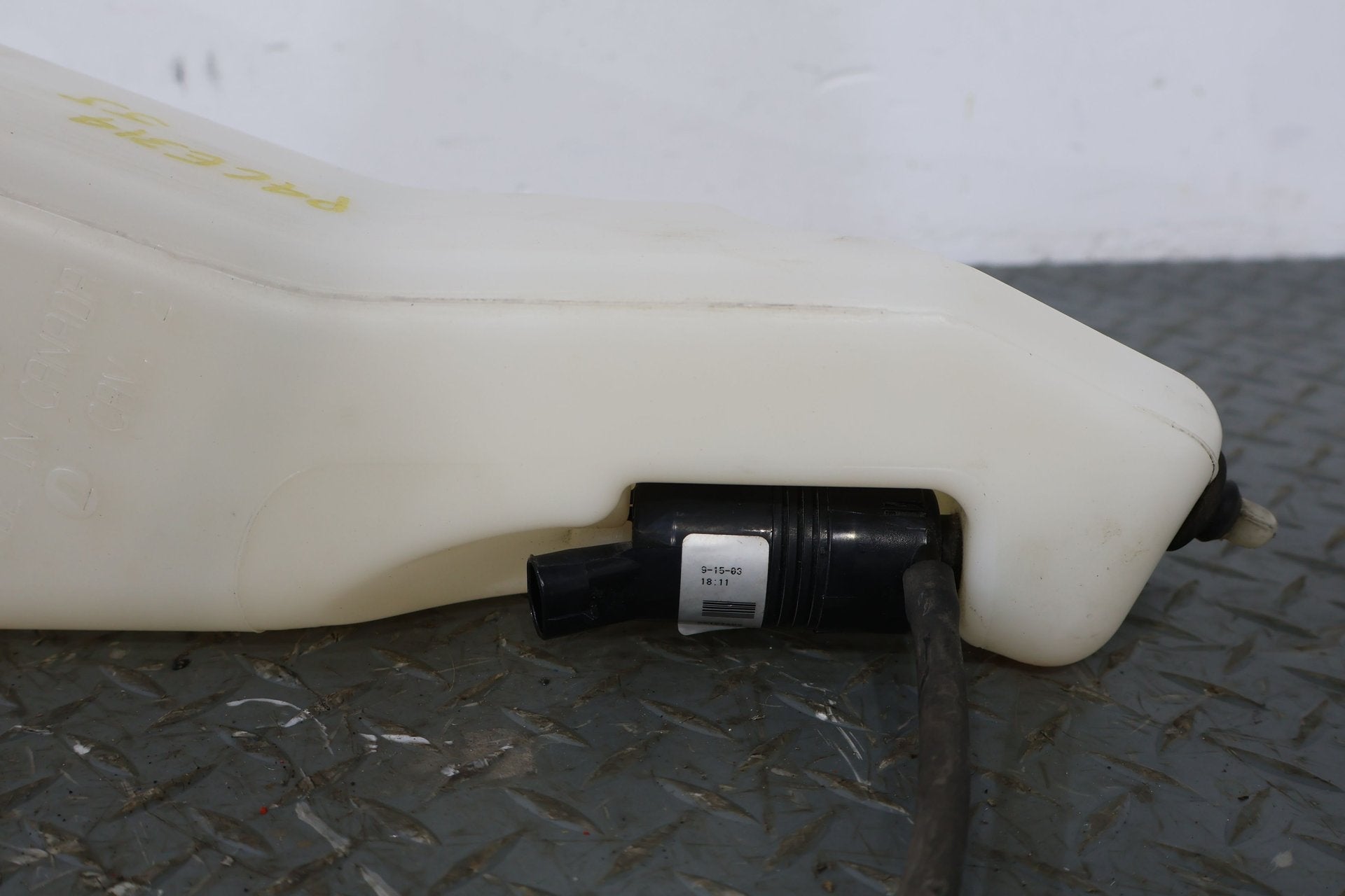 2004 GMC Savana 1500- Washer Bottle