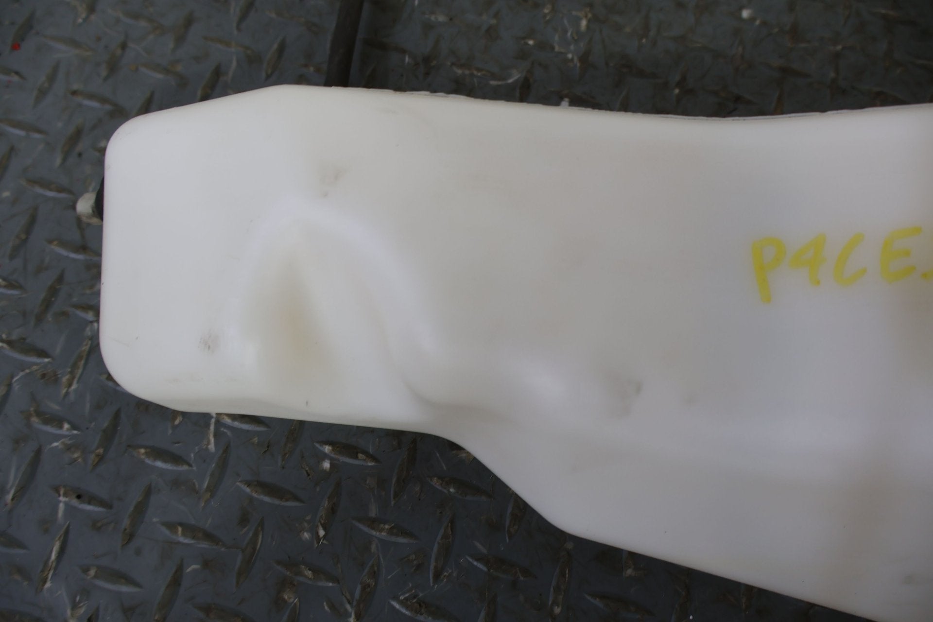 2004 GMC Savana 1500- Washer Bottle