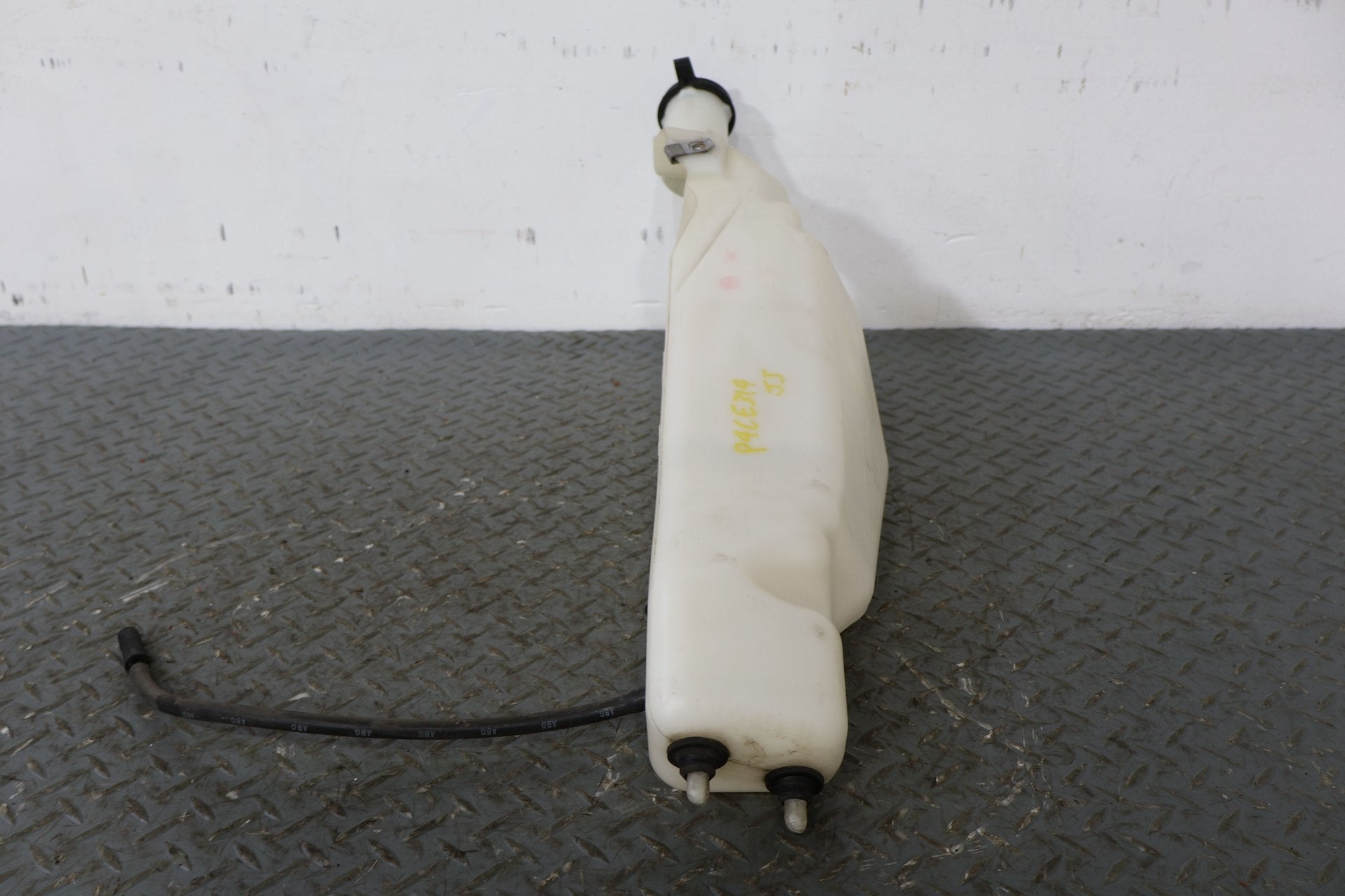 2004 GMC Savana 1500- Washer Bottle