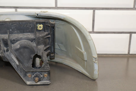 2004 GMC Sierra 2500 Headlight Set