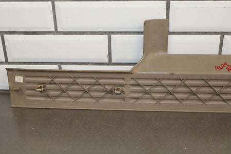 2004 GMC Sierra 2500 Pickup Set x4- Sill Plates Light Neutral (52)