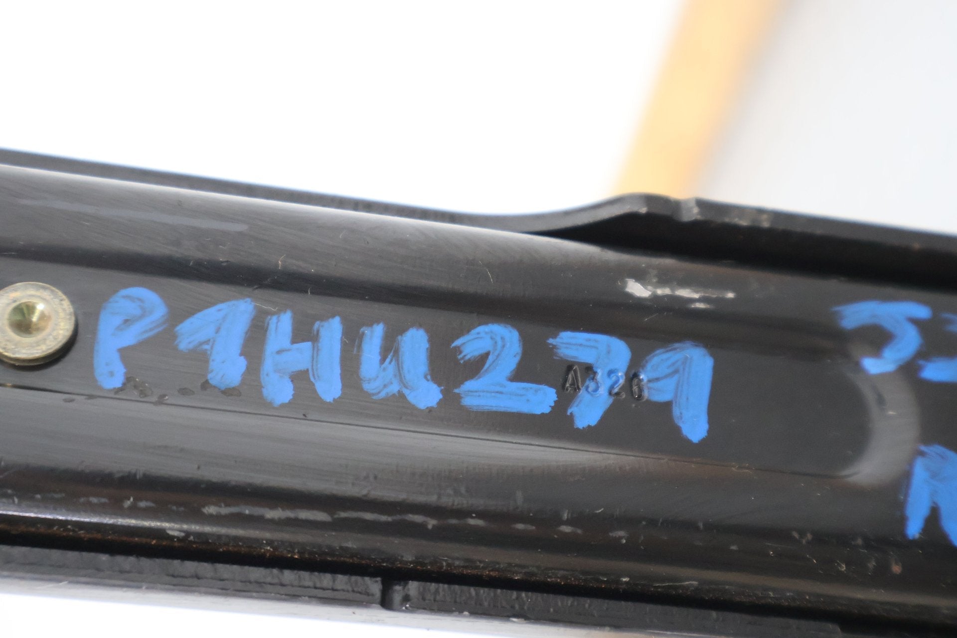 2004 Hummer H2- Front Seat Track