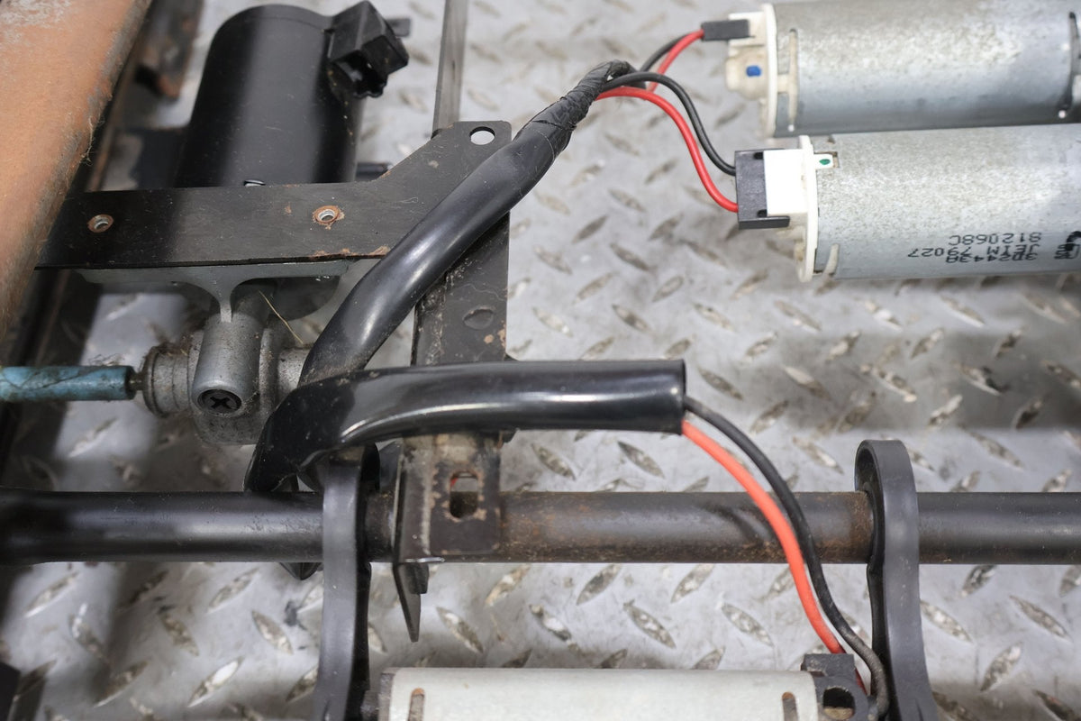 2004 Hummer H2- Front Seat Track