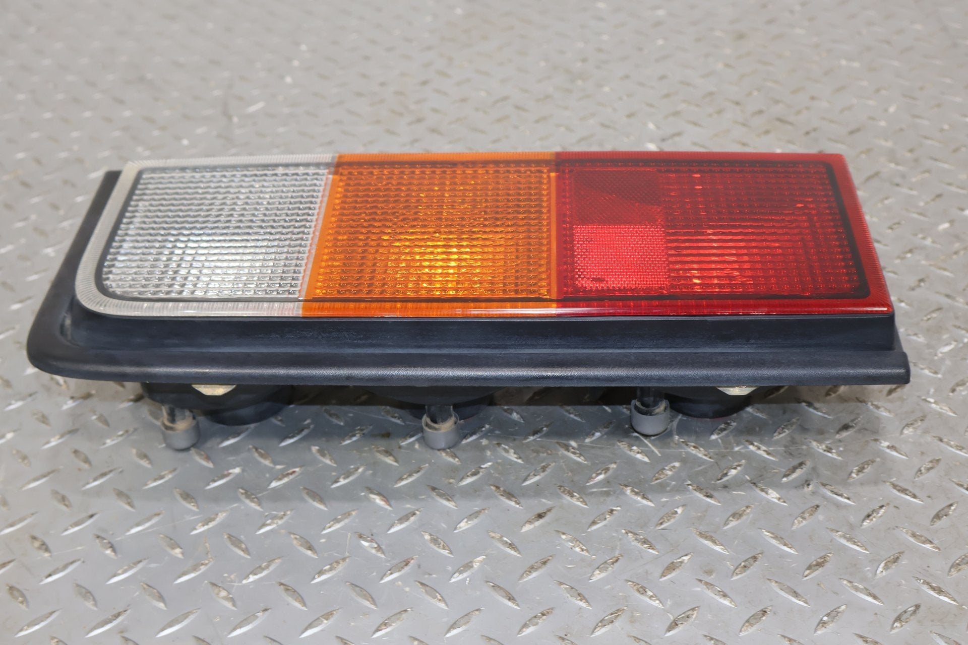 2004 Hummer H2- Right Tail Light