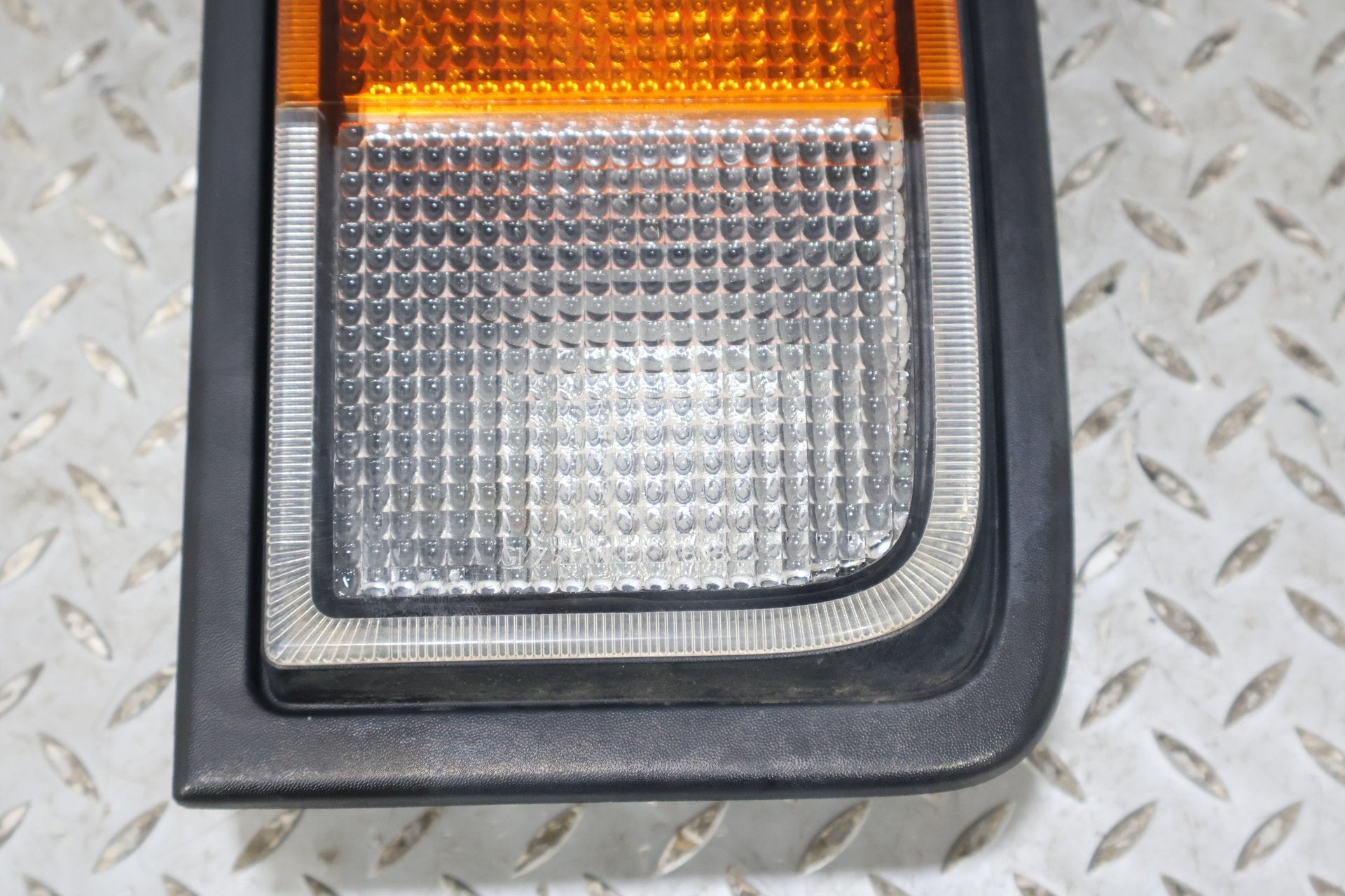 2004 Hummer H2- Right Tail Light
